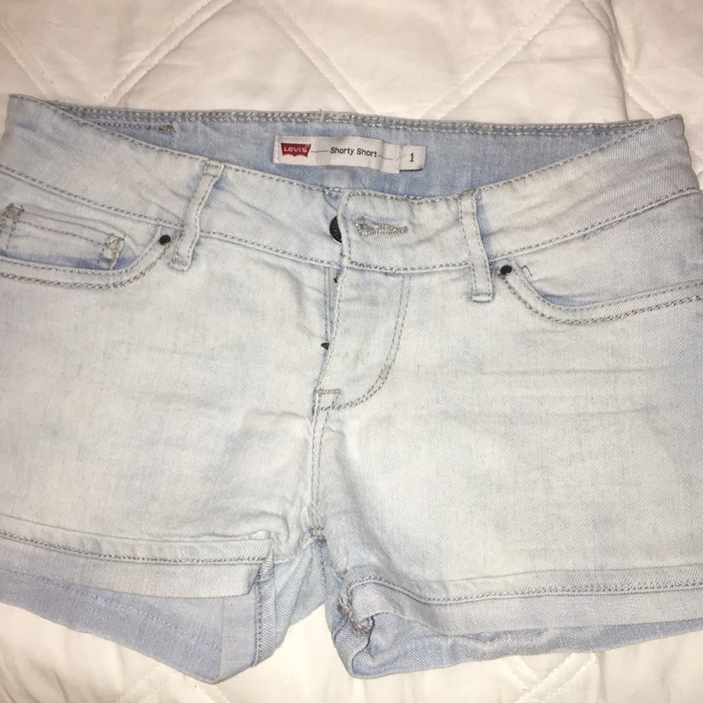 levi’s shorts